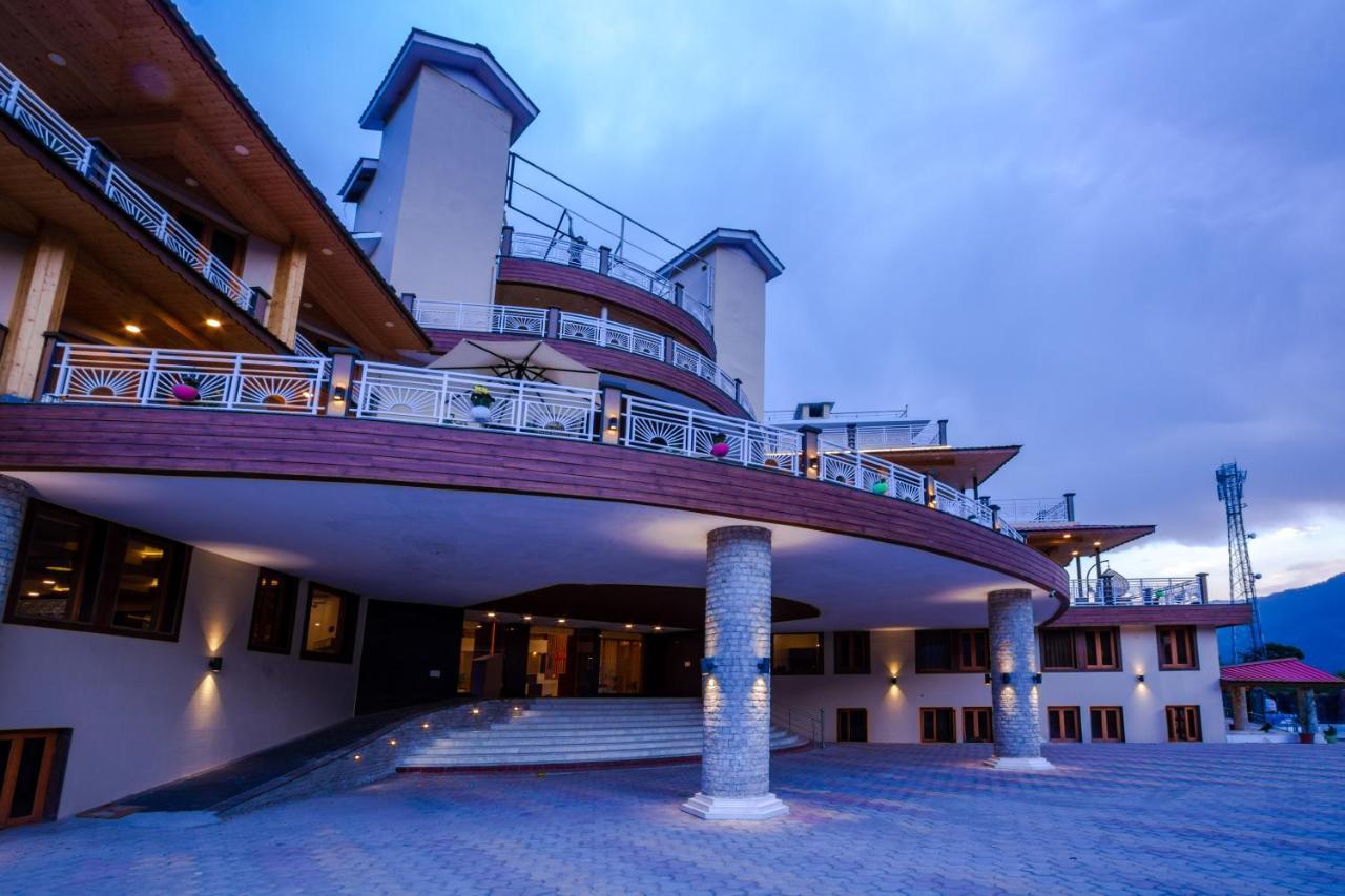Anand Vardhan Resorts Manali  Ngoại thất bức ảnh