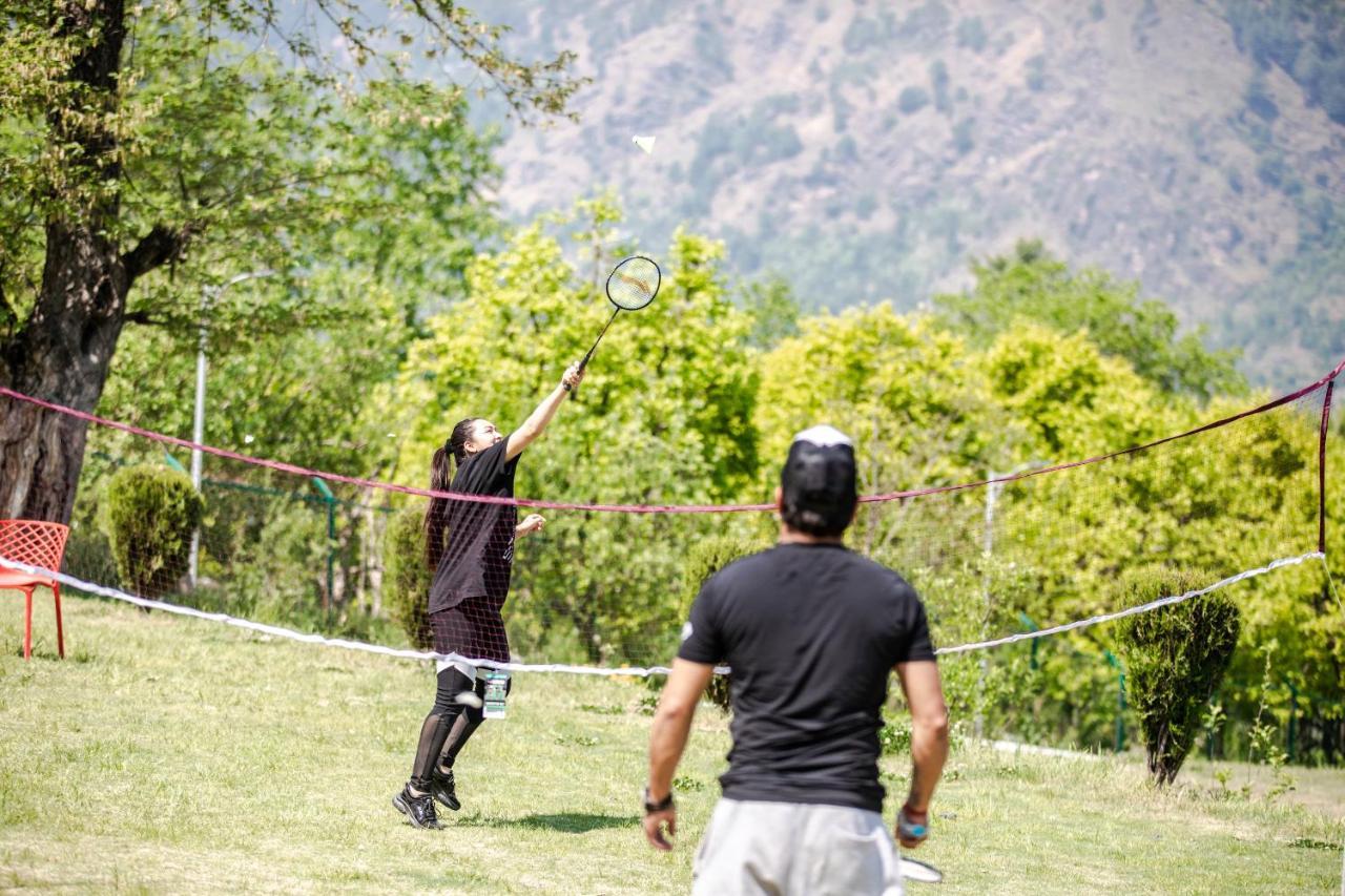 Anand Vardhan Resorts Manali  Ngoại thất bức ảnh